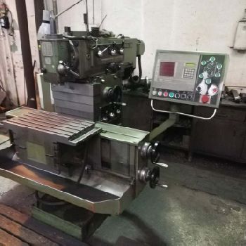 Tos Čelákovice FNGJ 20 tool milling machine