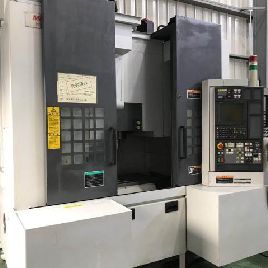 DMG MORI NV4000DCG Megmunkáló központ - függőleges