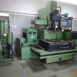 Machine d'électro-érosion par enfonçage Sodick A 65 R