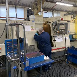 Cincinnati Sabre 750 Centro de mecanizado vertical