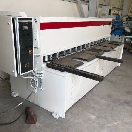 Baykal HGL 3106 CNC shears