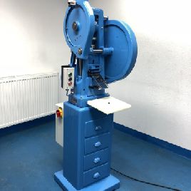 Used Korsch EK0 (B 1/9) Single punch tablet press eccentric