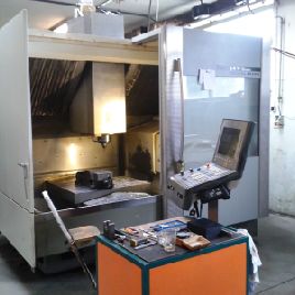 Centre d'usinage vertical Deckel Maho DMC 64 V linear