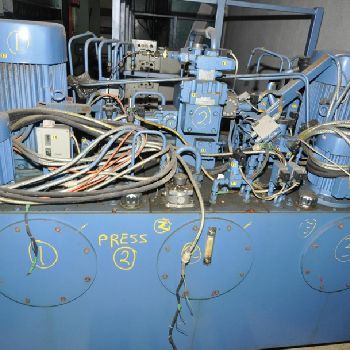 Stenhöj 200 Ton metal press