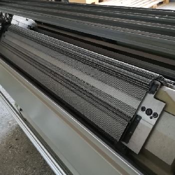 Shima Seiki NSSG 122 5 GG SV Flat knitting machine