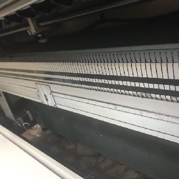 Shima Seiki SSG 122 SV Flat knitting machine