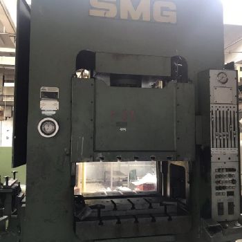 SMG DS 200-1000/830 metal press