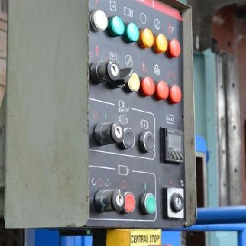 Jiangsu Yangli JH21-125 Knuckle-joint stamping press