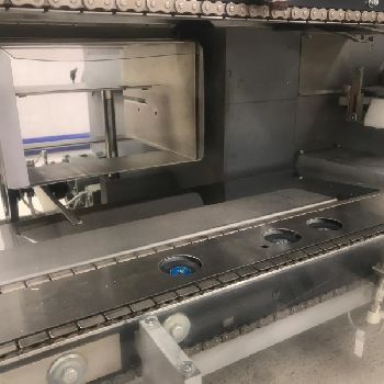 Marchesini MC820 Case packer