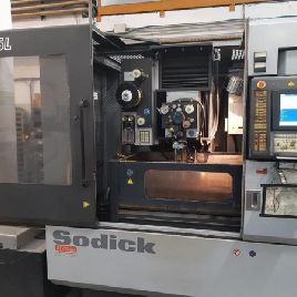 Machine d'électro-érosion par fil SODICK AQ 535L