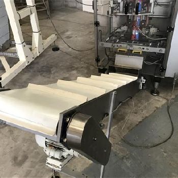 Yamato ADW-510 ACC multihead weigher and bagging line