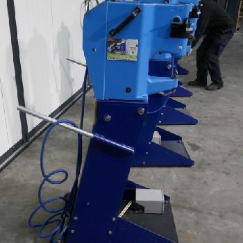 Eckold KF 170 PD Notching machine