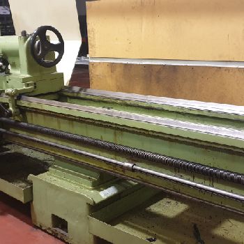Gurutzpe A 3000 heavy duty lathe
