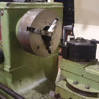 Gurutzpe A 3000 heavy duty lathe