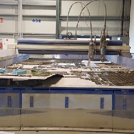 Ward - Usa R-Series 5 Axis waterjet cutting machine