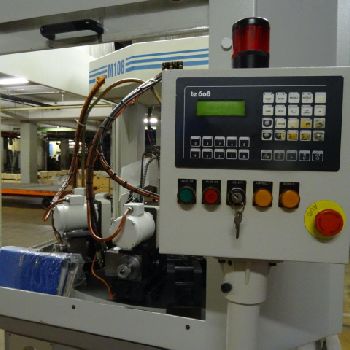 Monnier Zahner M108 Broaching machine