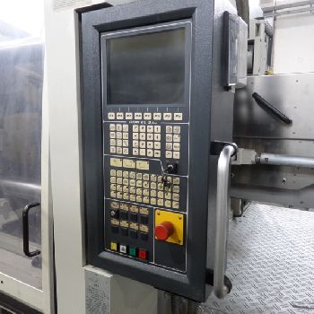 Negri Bossi V 320 - 2000 Injection moulding machine