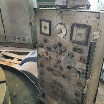 Umaro SC 17 NC vertical turret lathe