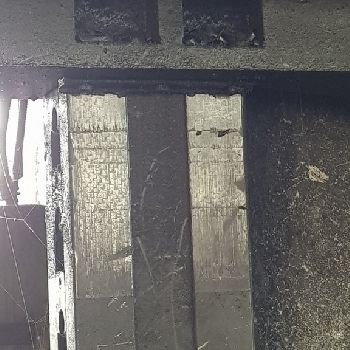 Umaro SC 17 NC vertical turret lathe