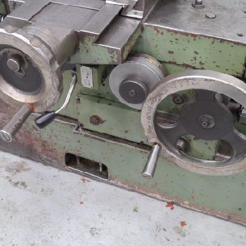 Gurutzpe Super AT 2000/400 lathe