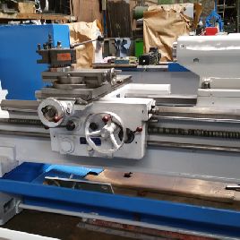 Cazeneuve HB 725 X 2000 lathe