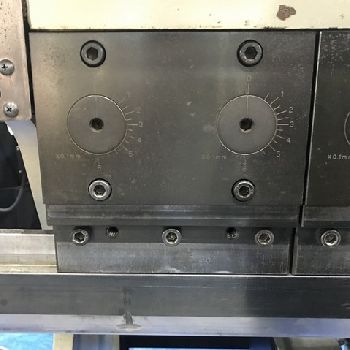 TOYO APB-286 Punching machine / nibbling machine with CNC