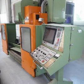 Mori Seiki MV 35-40 Centre d'usinage - vertical