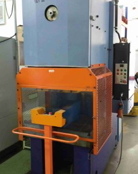 BRET Press type PCR100 (100 tons)