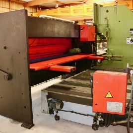 AMADA GPS 1230 гидравлический нож