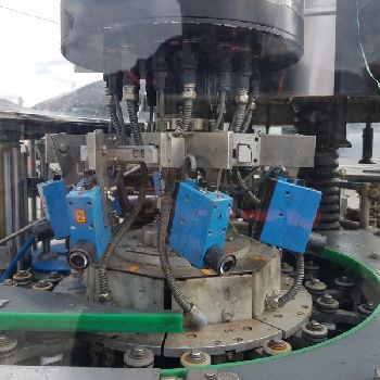 Krones Etiketovačka Krones UNIVERSELLA Wine, beer or alcohol making machine