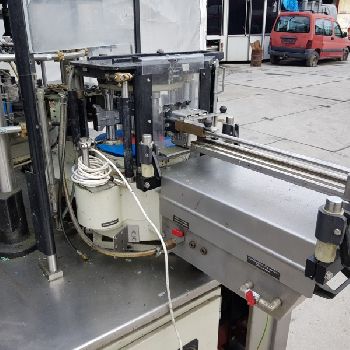 Krones Etiketovačka Krones UNIVERSELLA Wine, beer or alcohol making machine