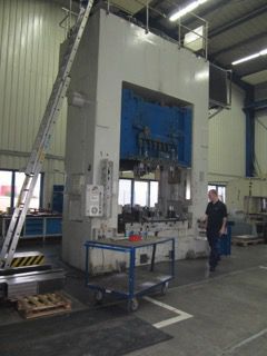 Eitel RZ 350 B metal press