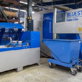 Hüller-Hille Bluestar 5 Machining center - palletized