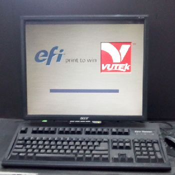 Used EFI VUTEK QS2000 large format plotter