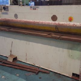 Strojárne Piesok K.P. Cizalla mecánica NTC 2500/4