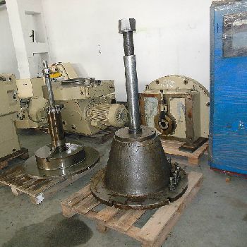 Modul ZFWZ 2000/3 Vertical gear hobbing machine