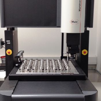 Mahr MS664 Profile projector