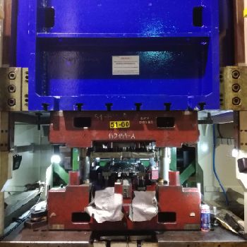 SMG DS315 1500/1300 metal press