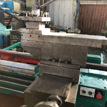 Saro Targoviste SNA 1000x6000 heavy duty lathe