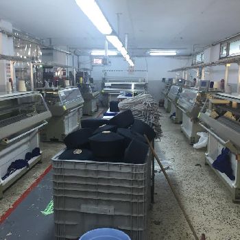 Shima Seiki NSSG 122 Flat knitting machine