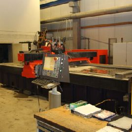 Bystronic ByStar 4022 waterjet cutting machine