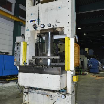 Used Lagan 225DP metal press