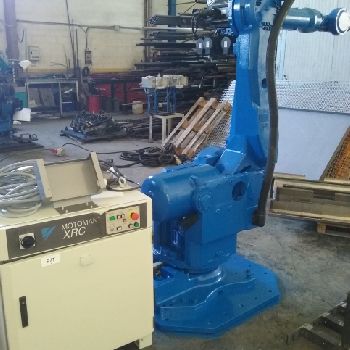 Motoman Yaskawa UP130 robotic cells
