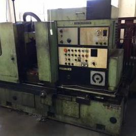 TOS Čelákovice OFA 32A Vertical gear hobbing machine