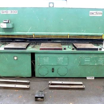 ADIRA GHO-1330 hydraulic guillotine shears