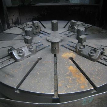 Rafamet KCF 200 vertical turret lathe