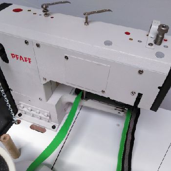 Pfaff 335 Automatic sewing machine