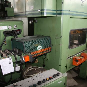 WANZKE SP S 63 Hydraulic CNC Punching Machine