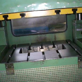 WANZKE SP S 63 Hydraulic CNC Punching Machine