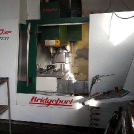 Centre d'usinage vertical Bridgeport VMC 1000 X 22 MOULDMASTER